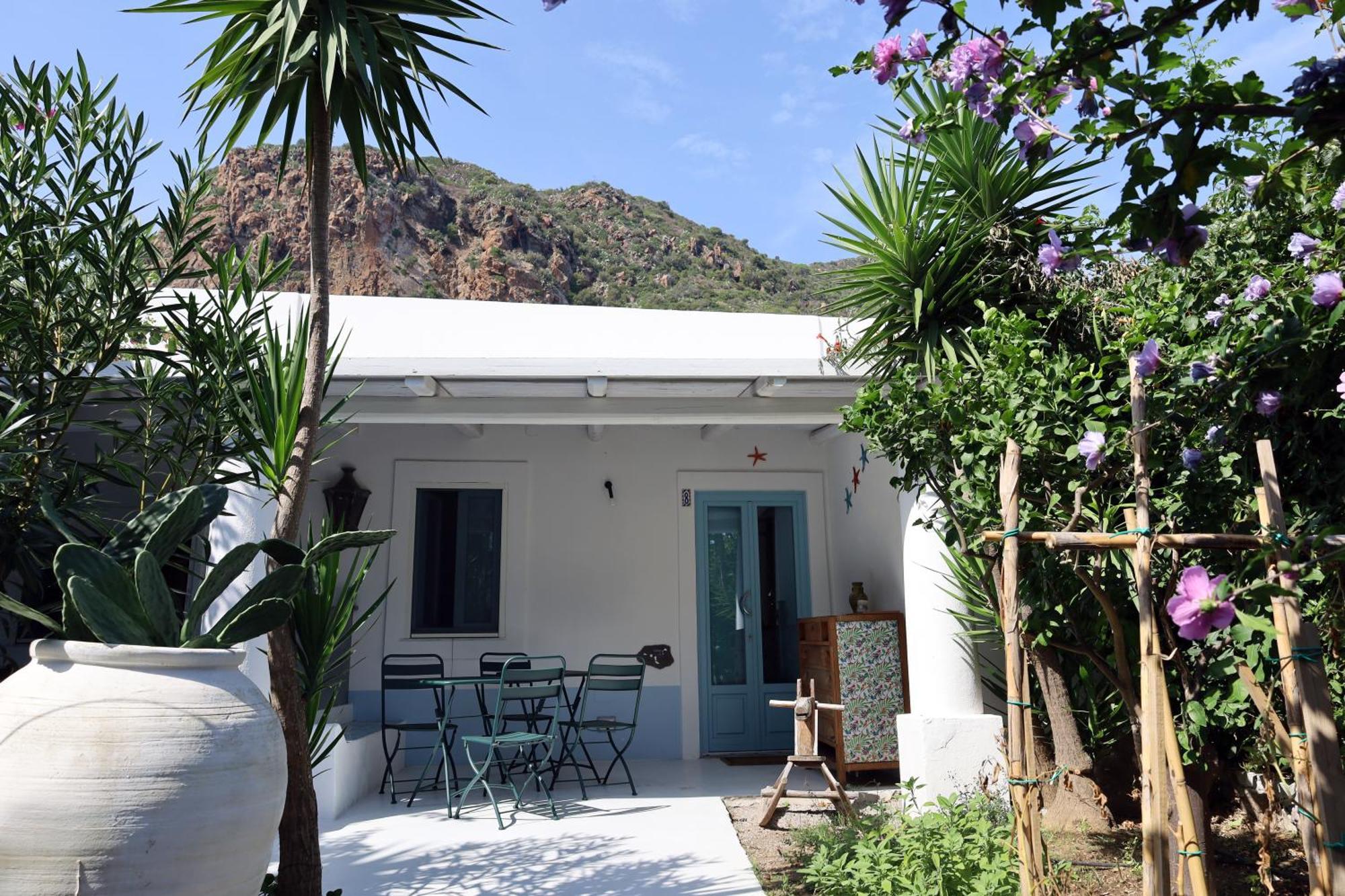 Art B&B Panarea Exterior foto