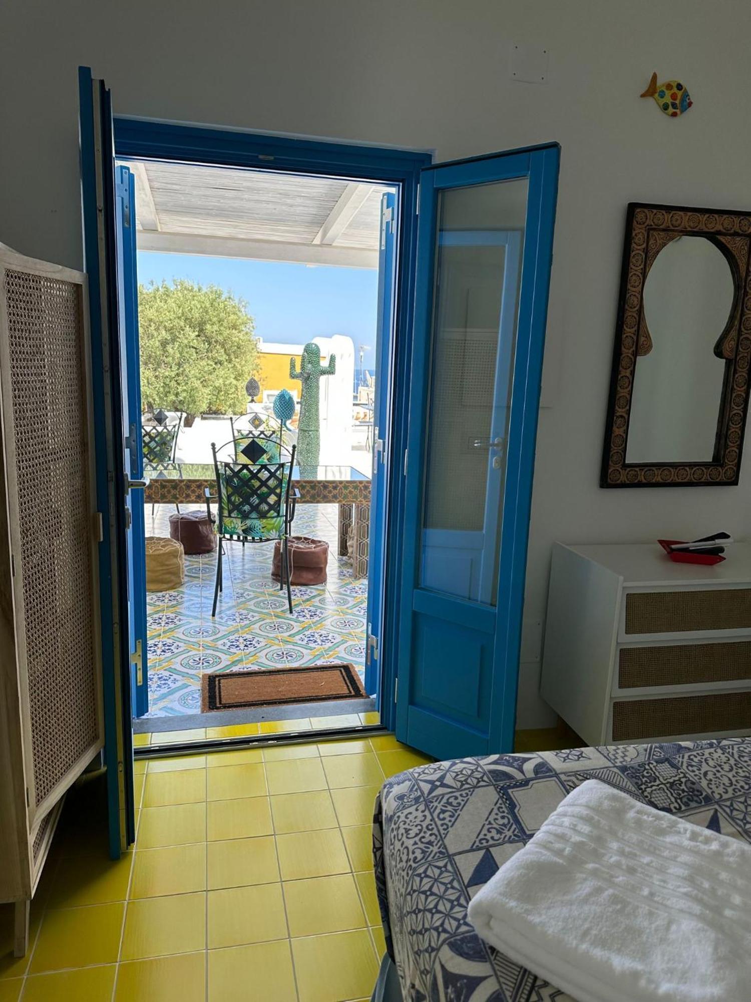 Art B&B Panarea Exterior foto